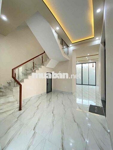 CHO THUÊ NHÀ 2 LẦU MỚI 100% KDC HƯNG PHÚ CẠNH SIÊU THỊ GO