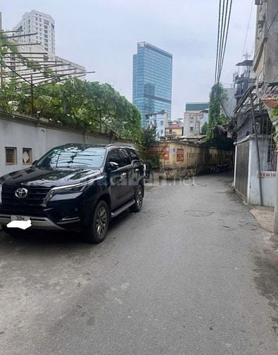 Cho thuê kho Hạ Yên Quyết, 135m² + 30m² gác sép = DTSD 165m², giá 15tr