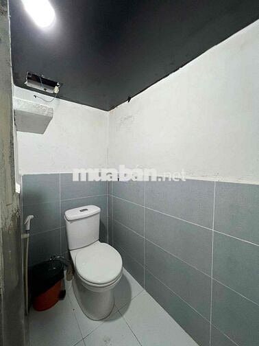 110m2_ 5PN 3WC_ Chung Cư Cũ Q1_ Điện Nước Nhà Nước_Kinh Doanh Tự Do