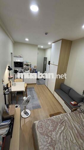 CHO THUÊ CĂN HỘ DỊCH VỤ CAO CẤP ĐẦY ĐỦ TIỆN NGHI (PHÒNG CÓ BAN CÔNG) M
