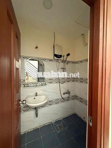 Cho thuê nhà nguyên căn Nguyễn Bình gần công an nhơn đức
