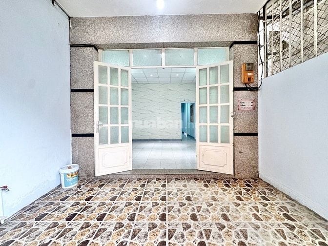 BÁN NHÀ 3 TẦNG - BÙi VĂN BA QUẬN 7 - NGANG 4.2M NỞ HẬU XE HƠI ĐỖ CỮA 