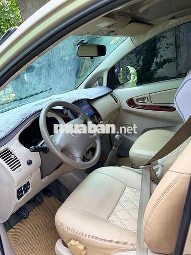 Toyota Innova 2006 G - 64948 km