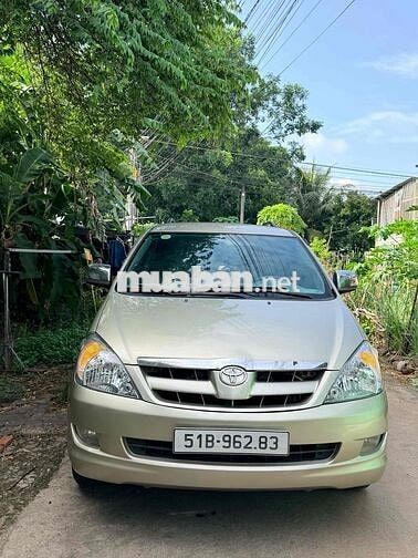 Toyota Innova 2006 G - 64948 km