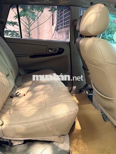 Toyota Innova 2006 G - 64948 km