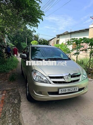 Toyota Innova 2006 G - 64948 km