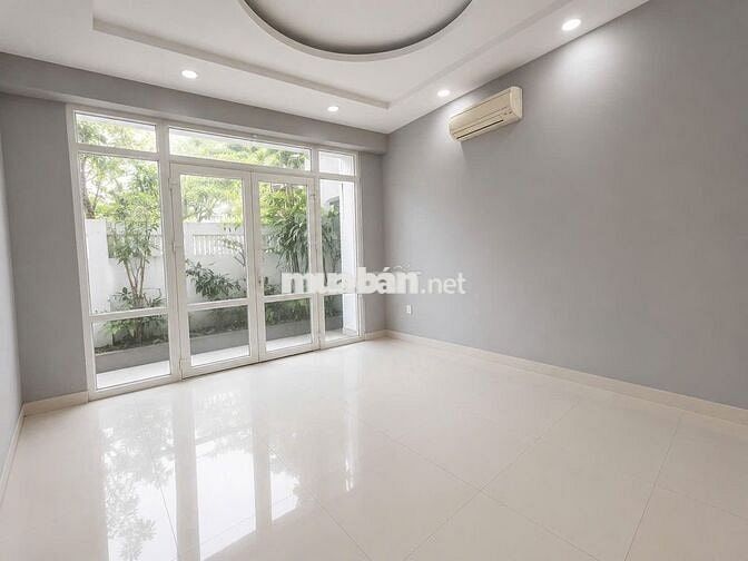 Cho thuê 40Tr Villa Quận Phú Nhuận|DT 8x17m| 3 Tầng 7 Phòng| Gara oto.
