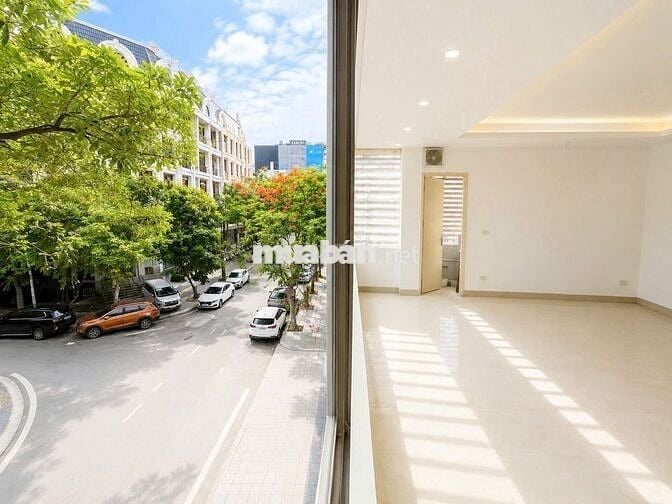 Chính chủ cho thuê MBKD 40m2 3 tầng MT 6,5M mặt ngõ 45 Trần Thái Tông