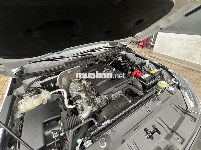 Mitsubishi Triton GLX 2025 Tự động Ghế da Trắng