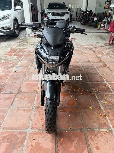 Suzuki GSX S150 Đen Nhập khẩu ODO 50km