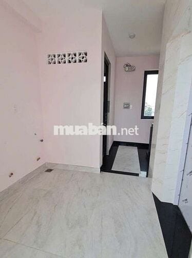 CHO THUÊ NHÀ 5X22(TRỆT+3LẦU+ ST) THANG MÁY FULL MÁY LẠNH TẦNG LẦU