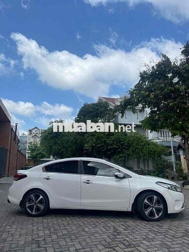 Kia Cerato 2018 MT 100.000 km
