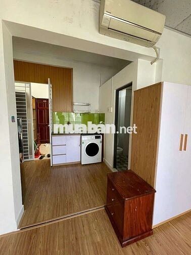 Cho thuê phòng trọ 28m2 máy giặt riêng, Gần đại học bách khoa Quận 10