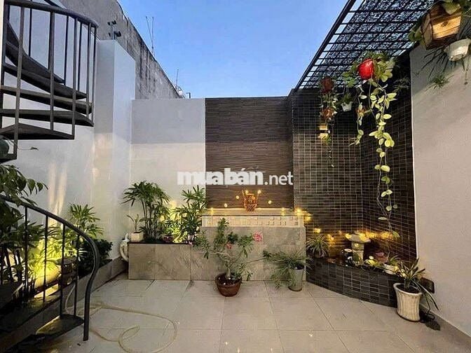 CHO THUÊ NHÀ MẶT TIỀN PHẠM VĂN BẠCH P15 TÂN BÌNH 4PN 5WC