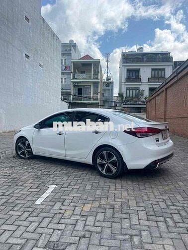 Kia Cerato 2018 MT 100.000 km