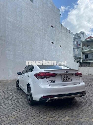 Kia Cerato 2018 MT 100.000 km