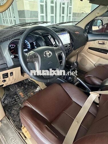 Toyota Fortuner 2016 Dầu Bạc