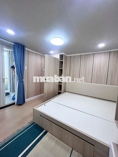 Cho thuê nhà 18A/ Nguyễn Thị Minh Khai Q.1 - 5x8m- 2 Lầu