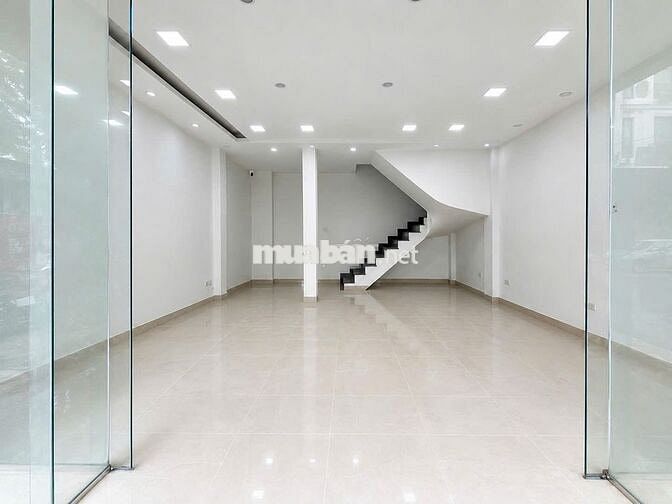 Chính chủ cho thuê MBKD 40m2 3 tầng MT 6,5M mặt ngõ 45 Trần Thái Tông