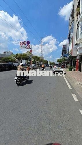 Mặt tiền Kinh Dương Vương, 8m x 20m, 9 Tầng