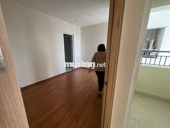 Cho thuê căn 3pn 2wc nhà trống giá 8tr chung cư Dream Home Palace Q8