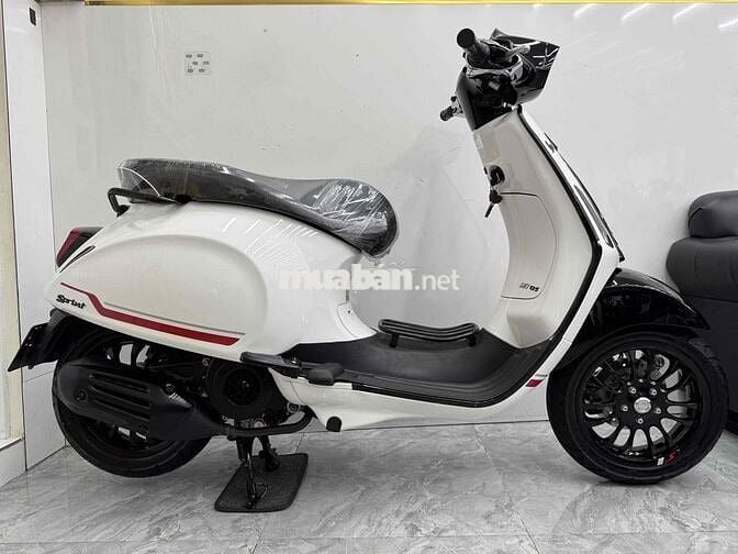 ⭐️Vespa Sprint/S 2023 Trắng 2600km