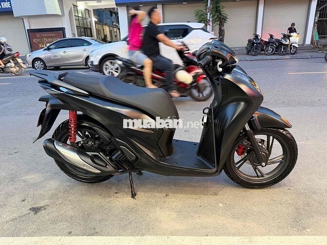 Honda SH 125 ABS 2025 Đen nhám 7028 km
