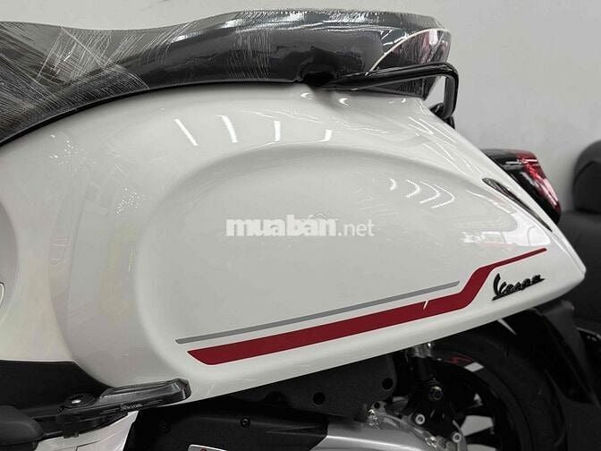 ⭐️Vespa Sprint/S 2023 Trắng 2600km