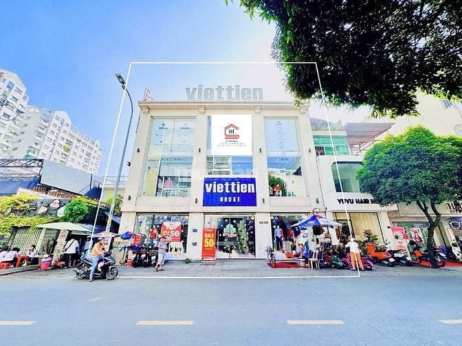 Cho thuê Nhà MT 223-225-227 Nguyễn Trãi, Q.1, DT 12x18m, 1 trệt 2 lầu