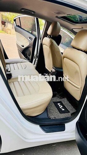 KIA Cerato 2018 2.0 bản full Trắng Tự động