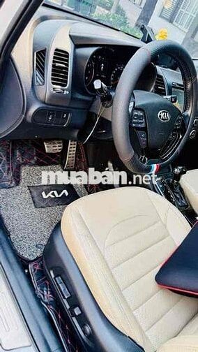 KIA Cerato 2018 2.0 bản full Trắng Tự động