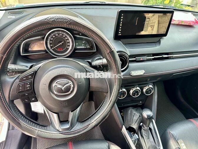 Mazda Mazda 2 2016 Trắng Tự động 60.000 km