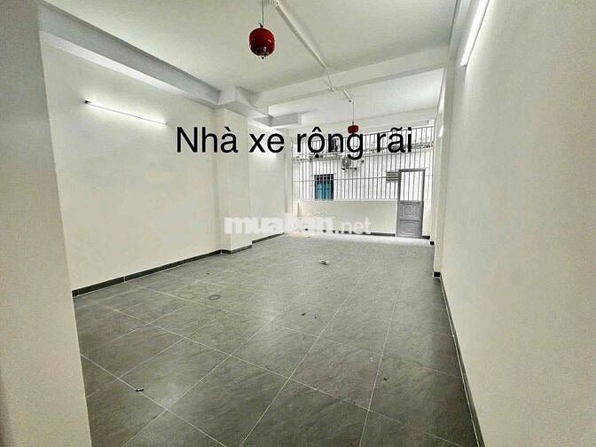Cho thuê phòng có ban công khu vực FPT