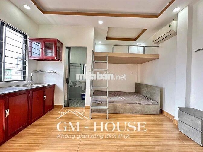 Phòng gác 2 không gian ngủ ngay ngã tư Hàng Xanh gần UEF, HIU, GTVT