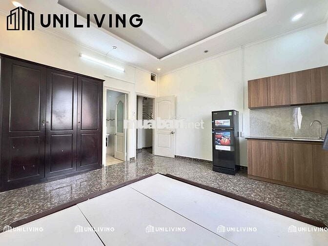 Toà nhà mới xây - Ban công - Full nội thất cho sinh viên