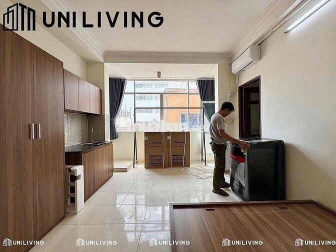 Toà nhà mới xây - Ban công - Full nội thất cho sinh viên