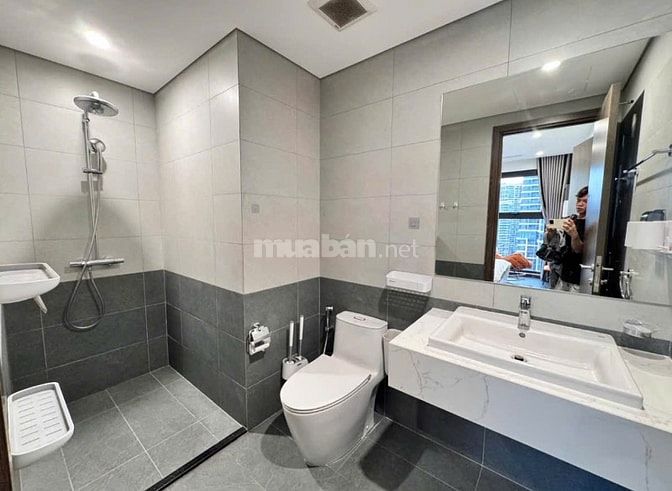 Nguyễn Thượng Hiền 2 Tỷ chạm đáy 50m2 , ban công to ,ở liền , 2PN -2WC