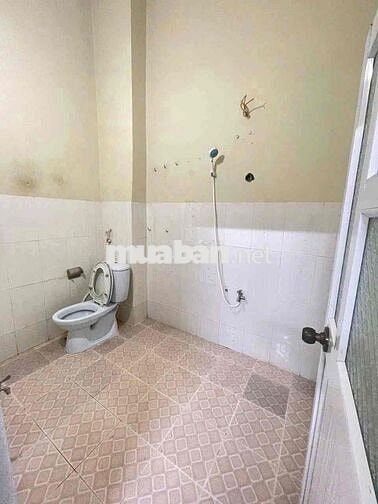 Nhà lầu 3 phòng hẻm giáp kdc 148 đường 3/2