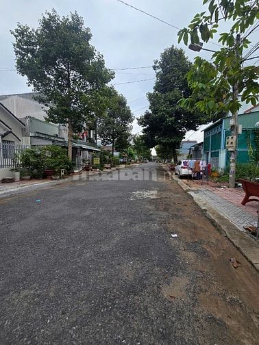 Bán nhà MT Phan Văn Đáng,TP Vĩnh Long. DT 4.5x18- Nhà MỚI ở ngay