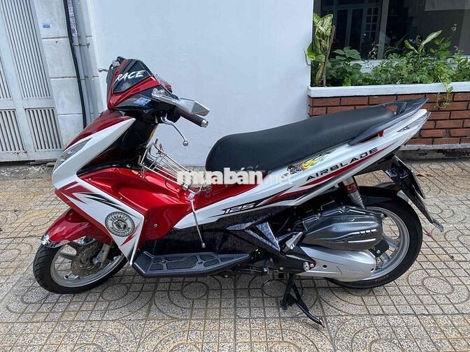 Air Blade FI 2013 thành phố