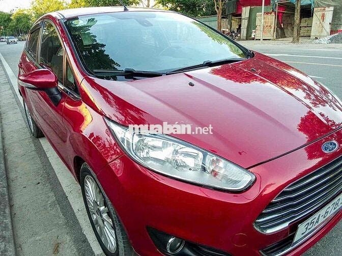 Em bán Ford Fiesta Hatchback Tự động 6 cấp