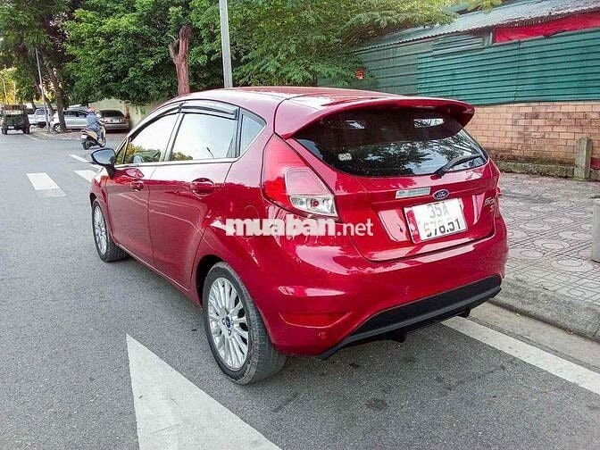Em bán Ford Fiesta Hatchback Tự động 6 cấp