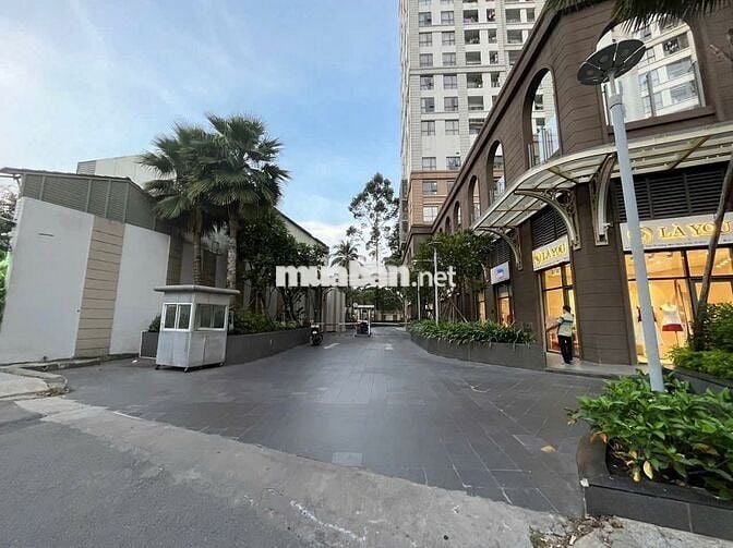 Cho thuê shophouse Garden Gate Phú Nhuận 31m² – 10 triệu/tháng