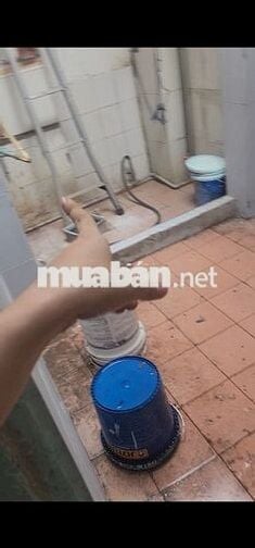 Chia 2 phòng trong nhà khu an ninh
