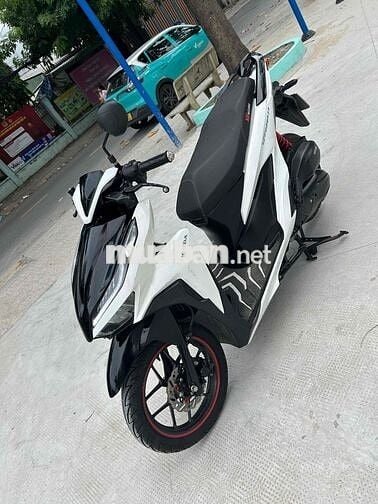Honda Vario 2021 Trắng Đen 4035 km