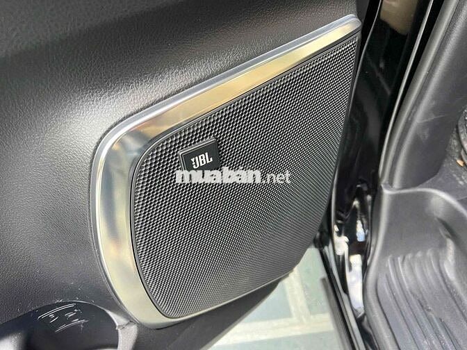 Toyota Alphard 2023 Đen 72 ngàn km