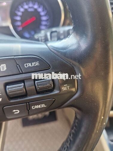 Kia Sedona 2.2 Dầu 2020 Vàng cát Số tự động