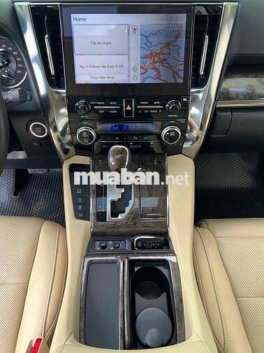 Toyota Alphard 2023 Đen 72 ngàn km