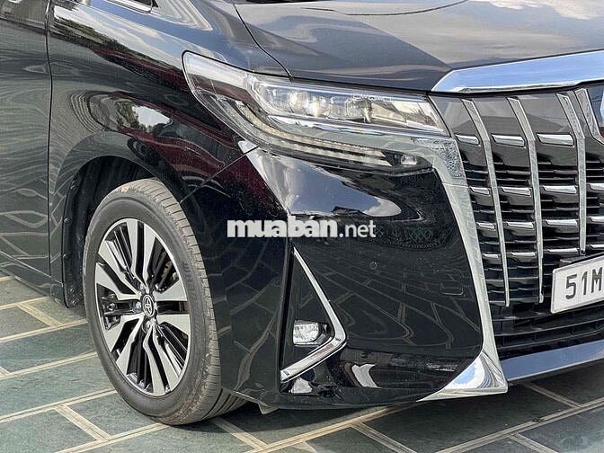 Toyota Alphard 2023 Đen 72 ngàn km