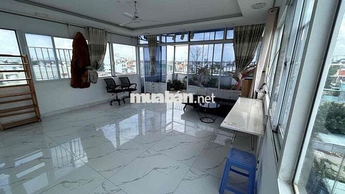 cho thuê phòng 100m2- view 4 hướng- siêu thoáng- như một căn hộ mini